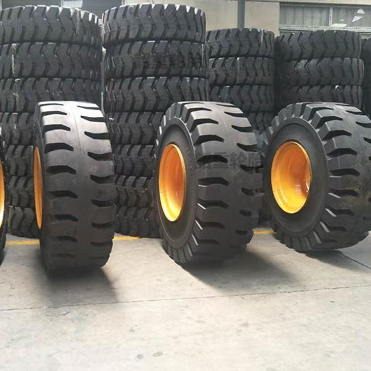 工程车外胎